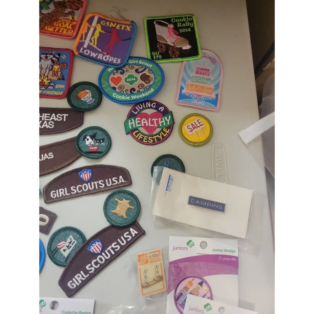 Mixed lot Vtg to New Girls Scout Patches badges accessories